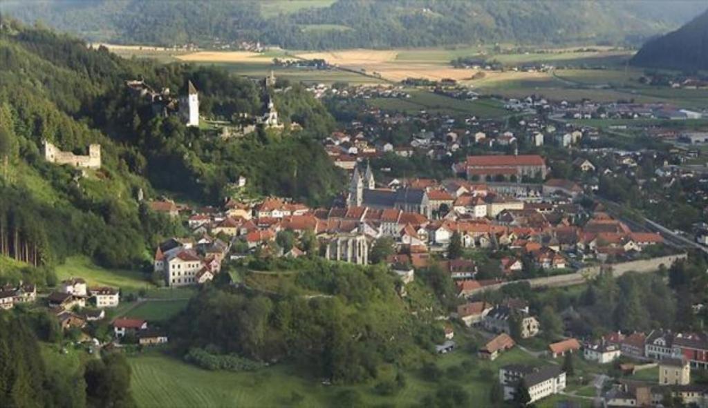 Hotel Bucher - Metnitztalerhof Friesach (Carinthia)